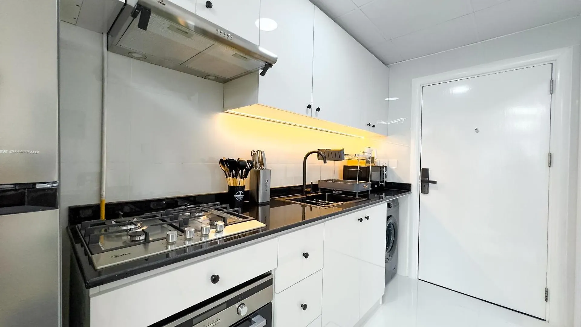 Dubai Marina - Stylish Studio Apartment - Marina Diamond 2